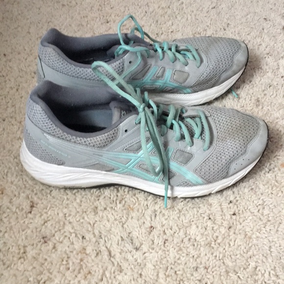 Grey Running shoes - Picture 2 of 4